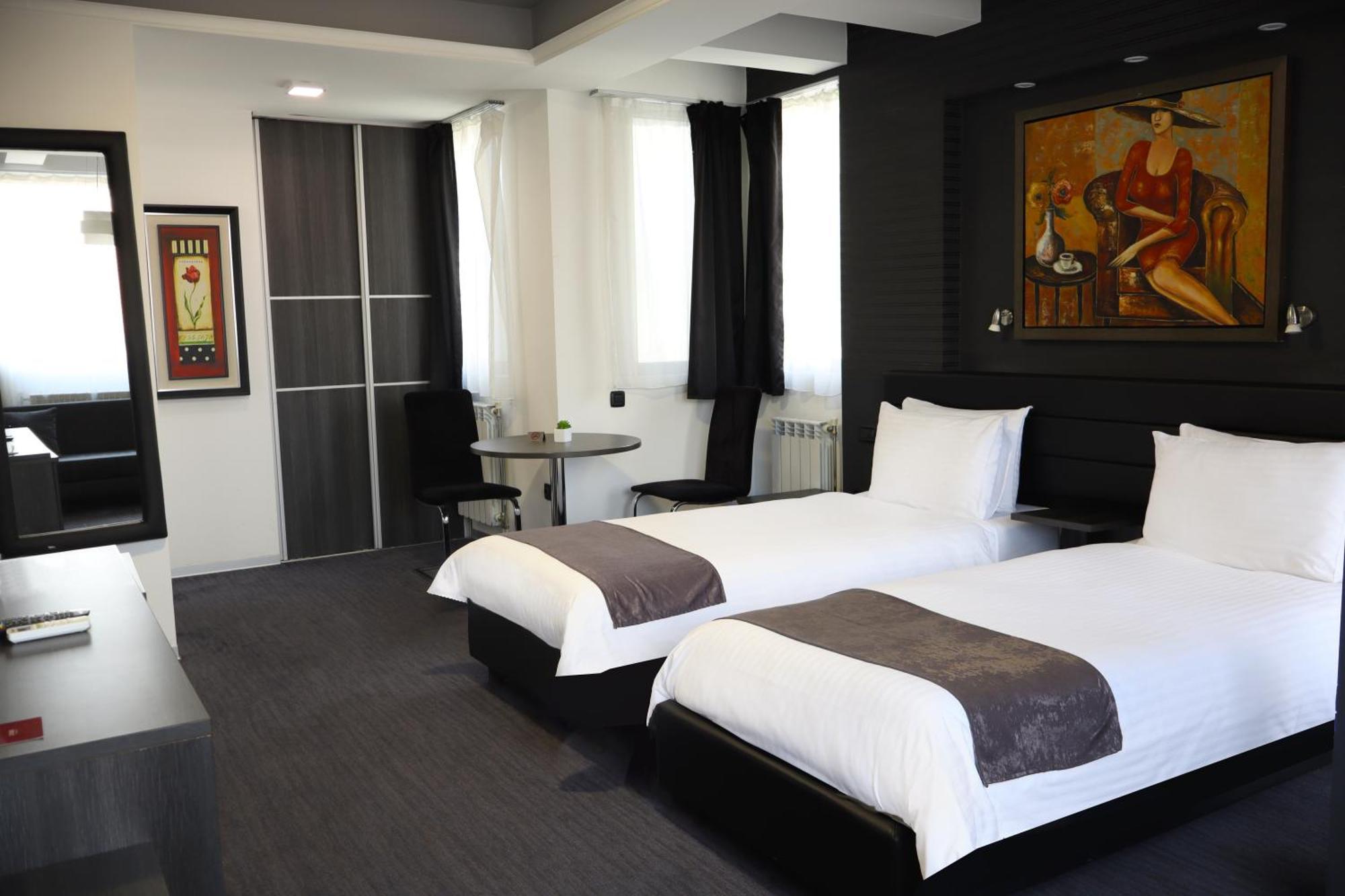 Sienna Apartments Скопье Экстерьер фото